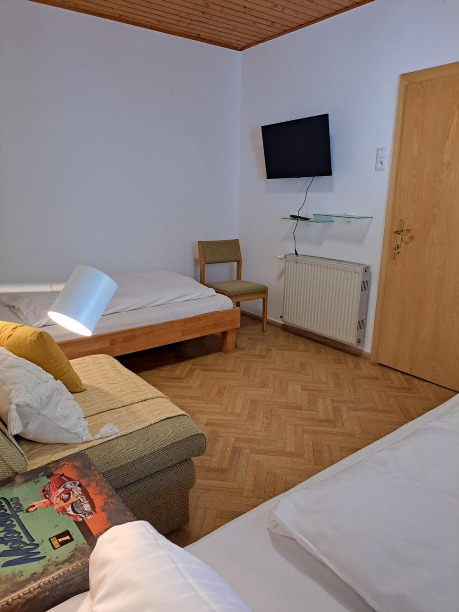 Gaestehaus Lanthaler Rosenbach Oda fotoğraf
