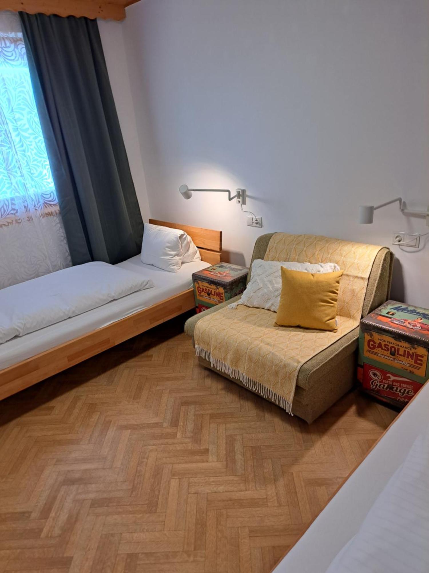 Gaestehaus Lanthaler Rosenbach Oda fotoğraf